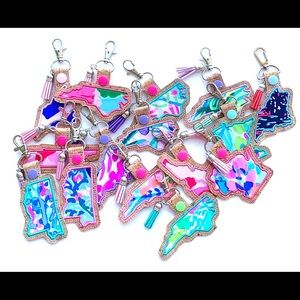 Lilly state key chain